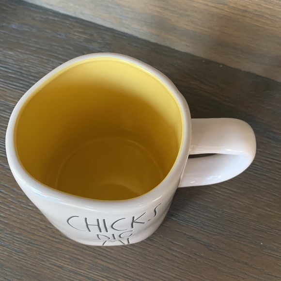 Rae Dunn Artisan Collection - Picture 2 of 3